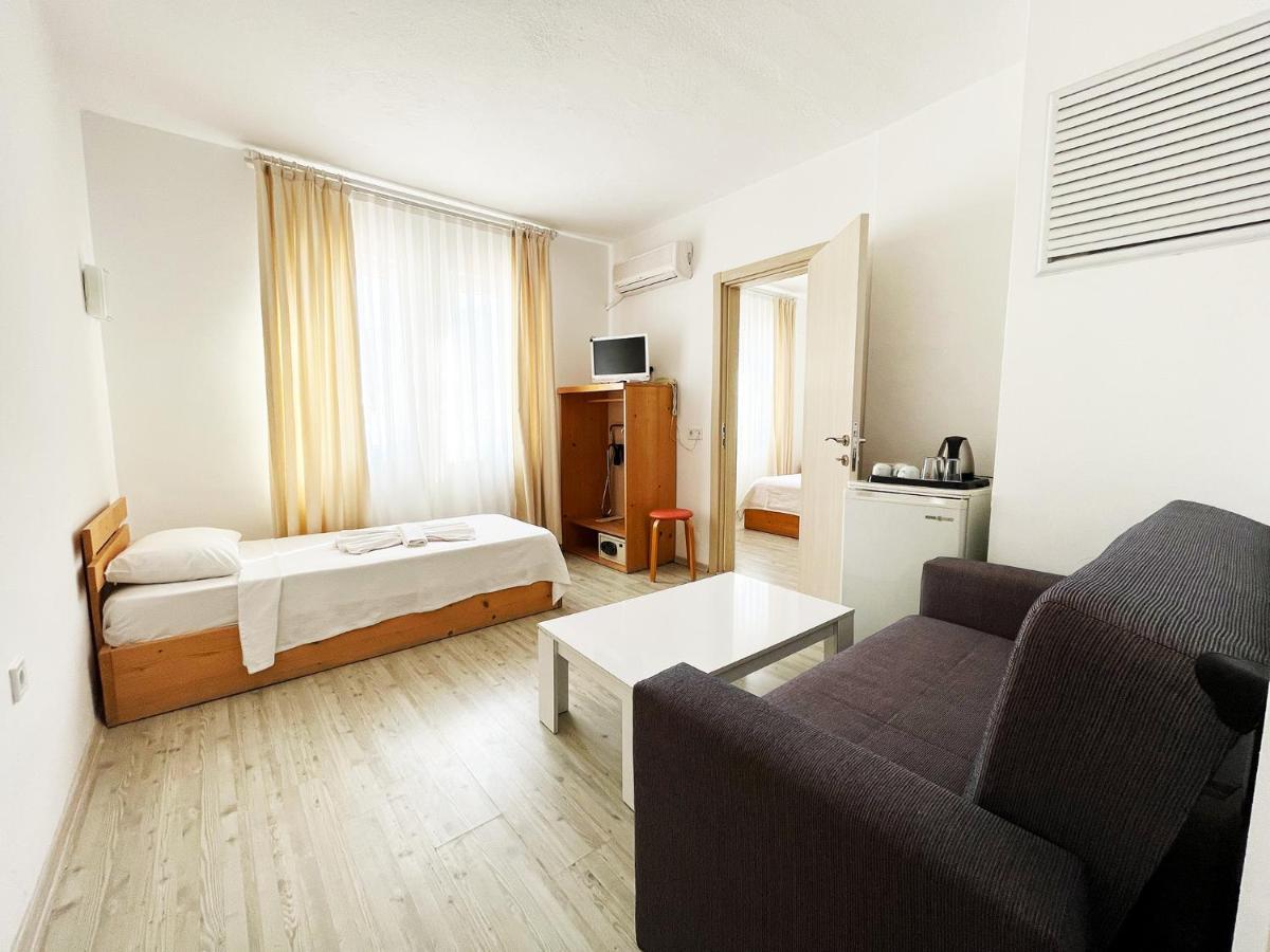 Zephyros City Otel Datca Exterior foto