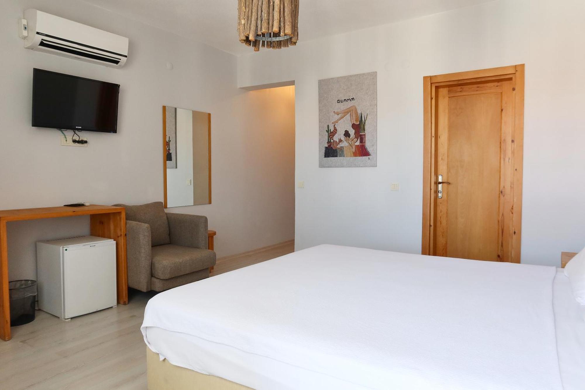 Zephyros City Otel Datca Exterior foto